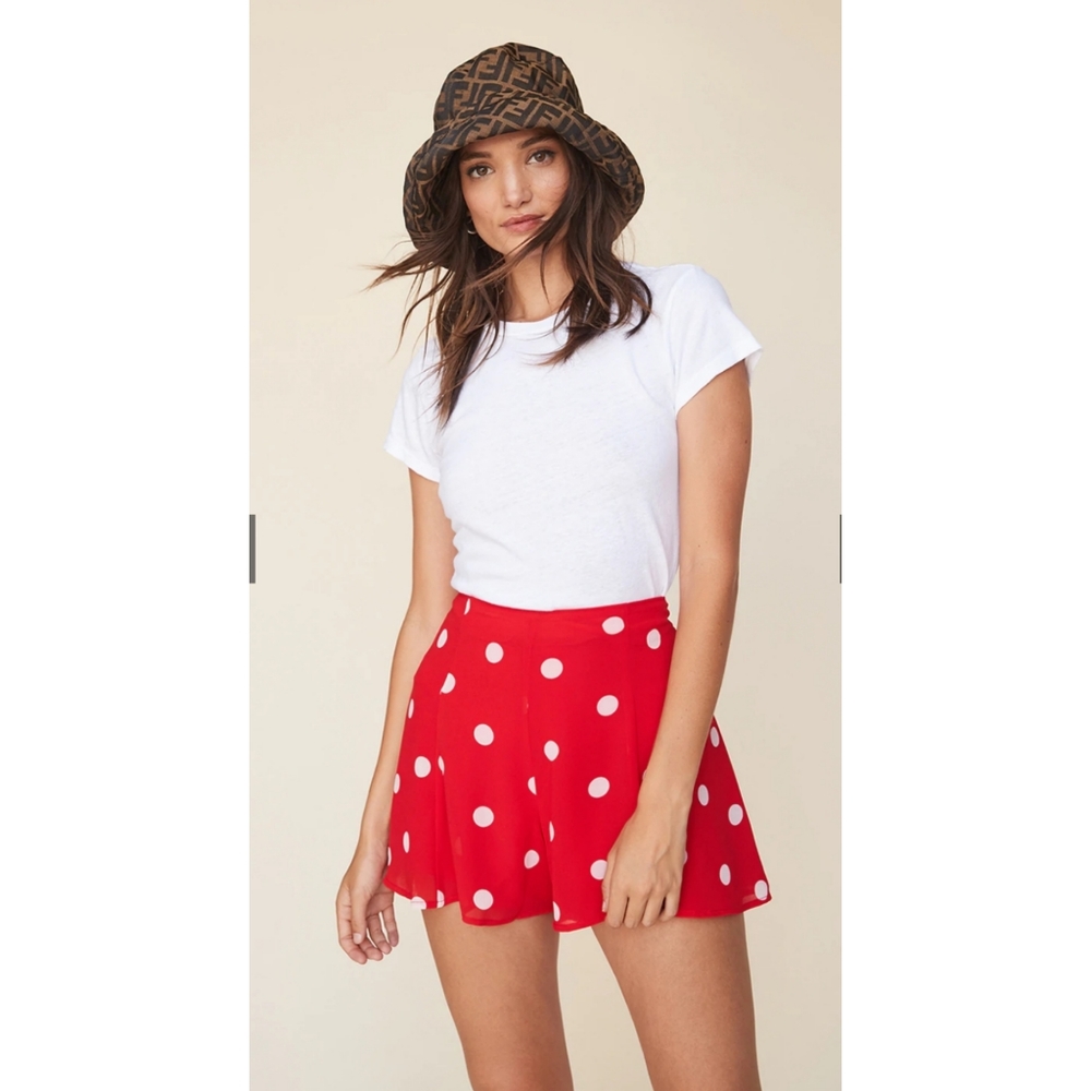 LPA Flirty Short - Picture 3 of 11